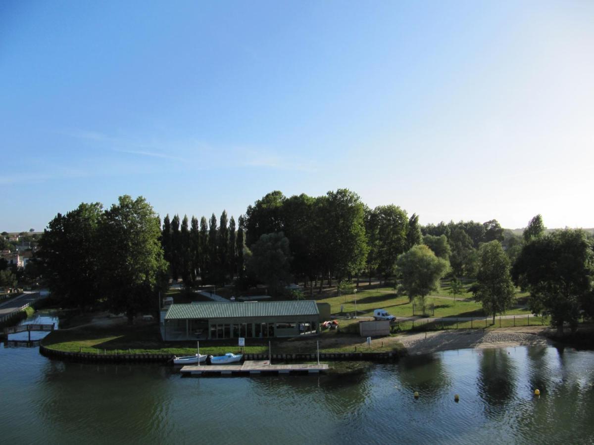 Camping Belle Riviere Chaniers Zewnętrze zdjęcie