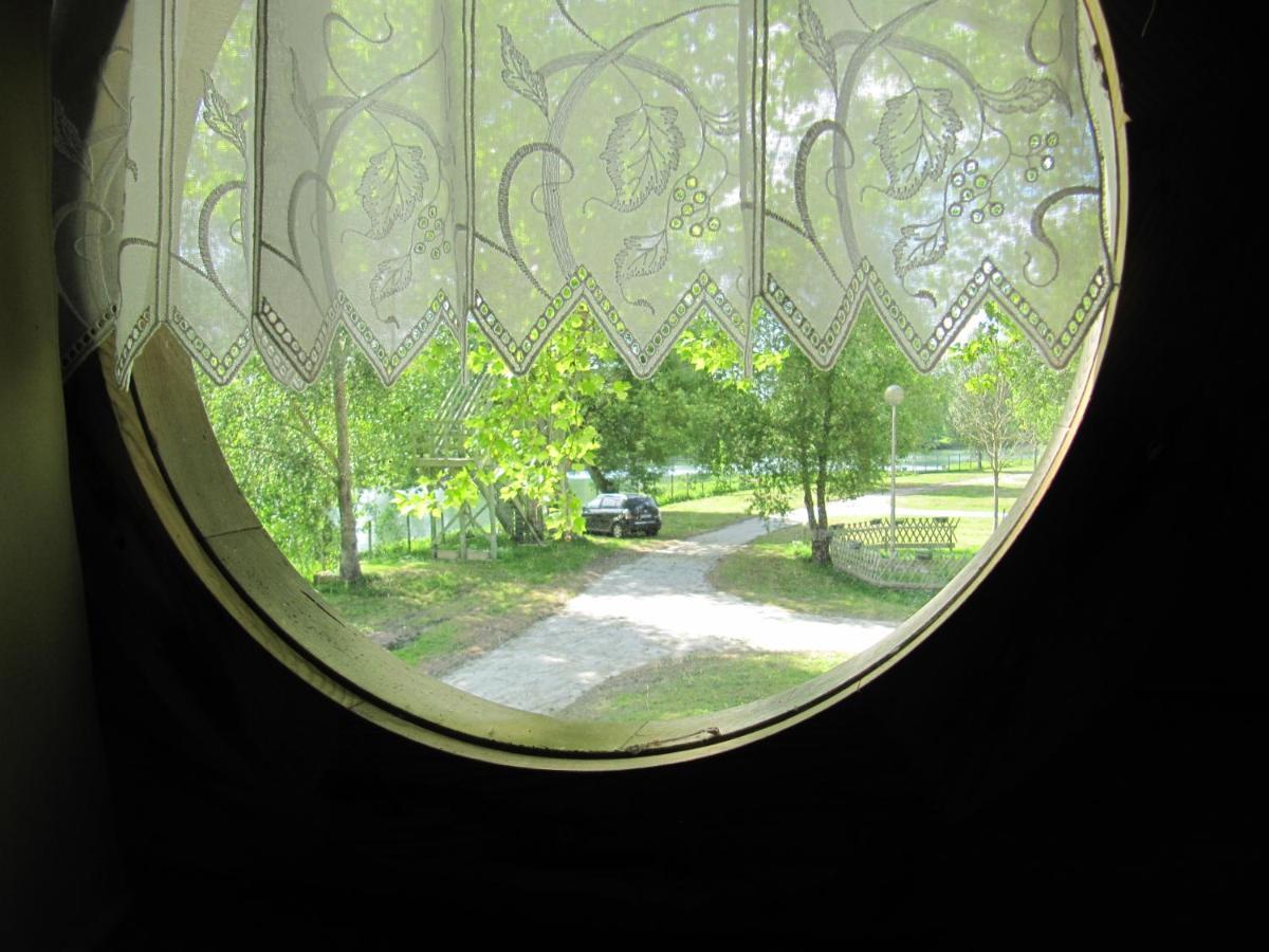 Camping Belle Riviere Chaniers Zewnętrze zdjęcie