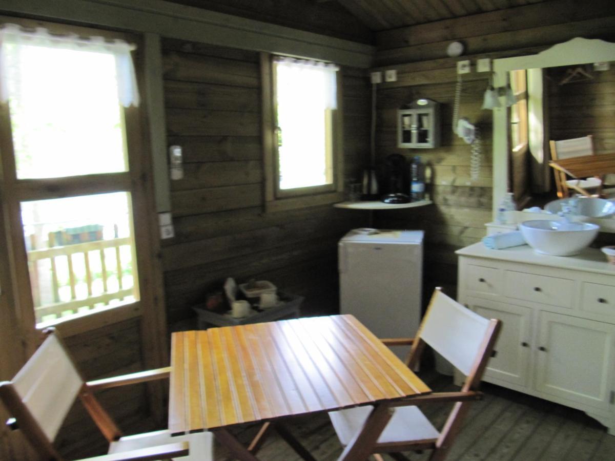 Camping Belle Riviere Chaniers Zewnętrze zdjęcie