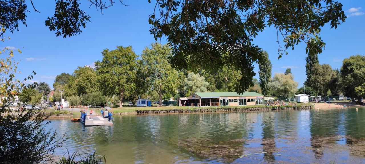 Camping Belle Riviere Chaniers Zewnętrze zdjęcie