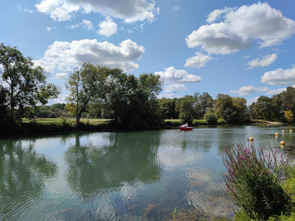 Camping Belle Riviere Chaniers Zewnętrze zdjęcie